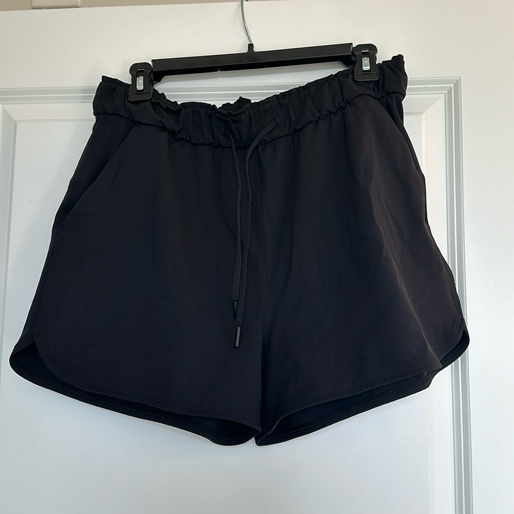Lululemon Black drawstring shorts size 10.